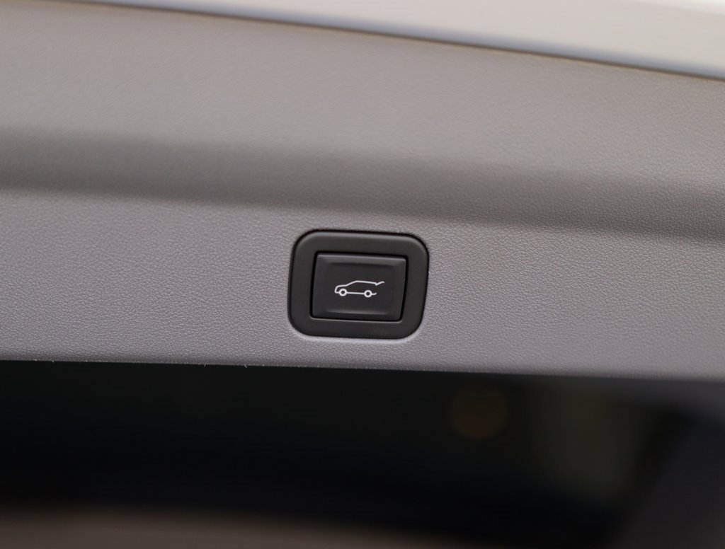 Used 2025 Cadillac Escalade IQ Sport 1 image 36