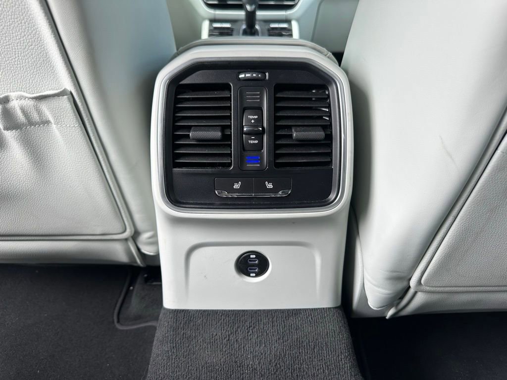 Certified 2023 Porsche Macan S image 40