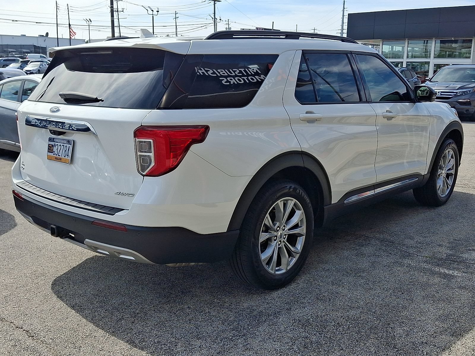 Used 2023 Ford Explorer XLT w/ Equipment Group 202A AWD/4WD video 2
