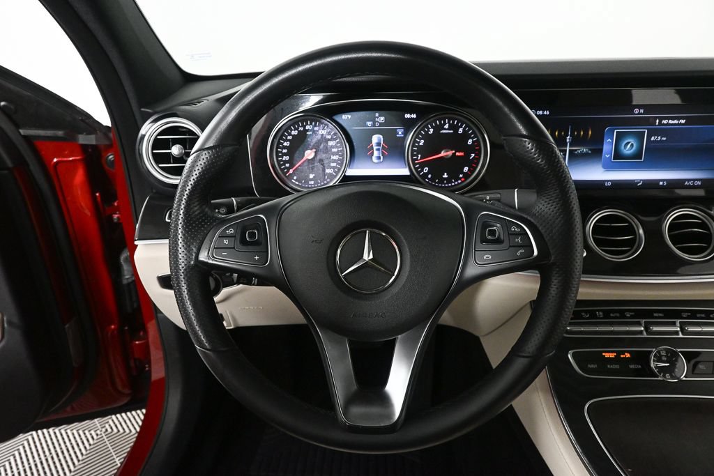 Used 2018 Mercedes-Benz E 300 image 2