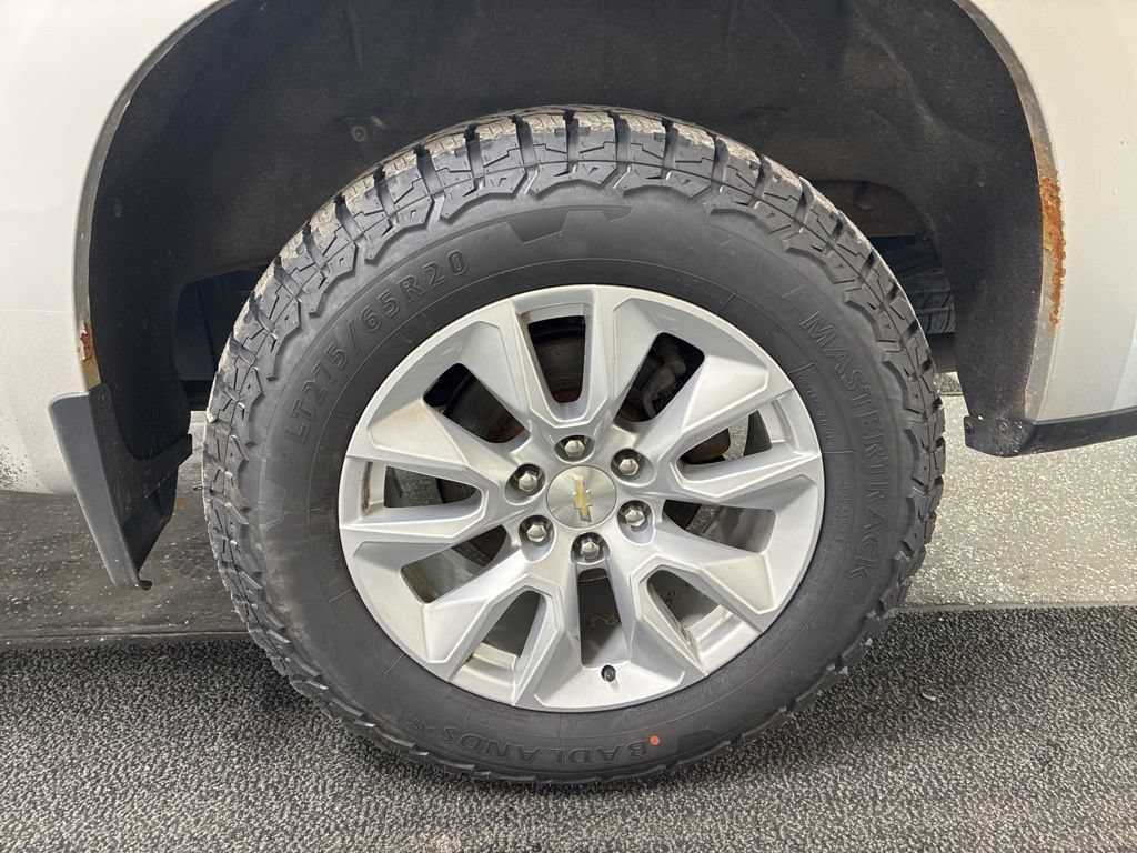 Used 2021 Chevrolet Silverado 1500 RST AWD/4WD image 9