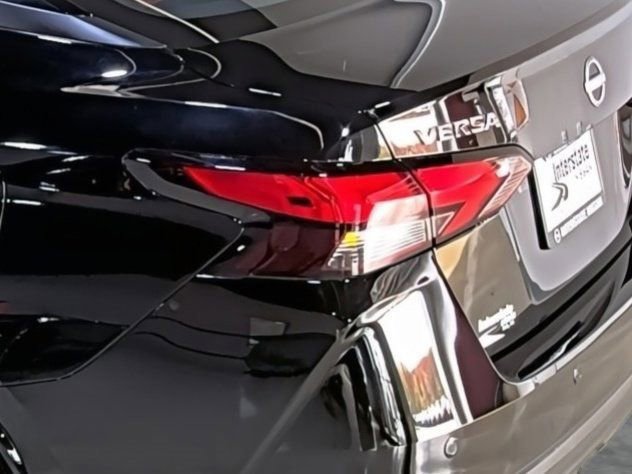 Used 2025 Nissan Versa SV w/ Trunk Package image 10