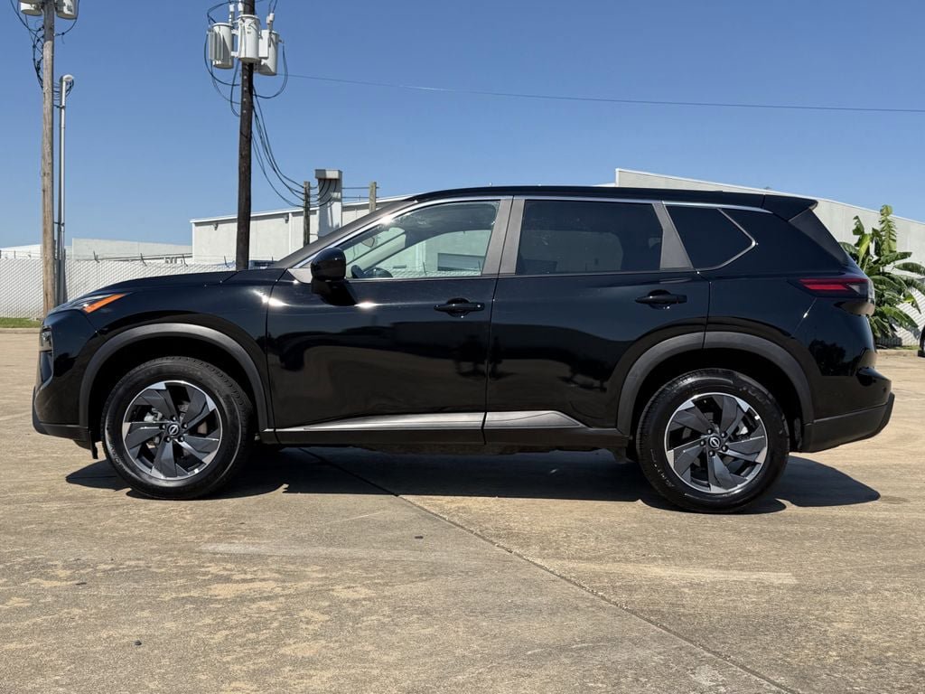 Used 2025 Nissan Rogue SV FWD image 6