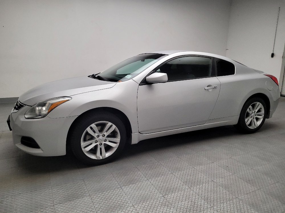 Used 2013 Nissan Altima 2.5 S FWD image 2