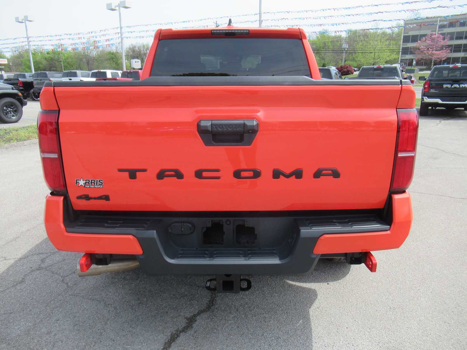 Used 2024 Toyota Tacoma TRD Off-Road image 4