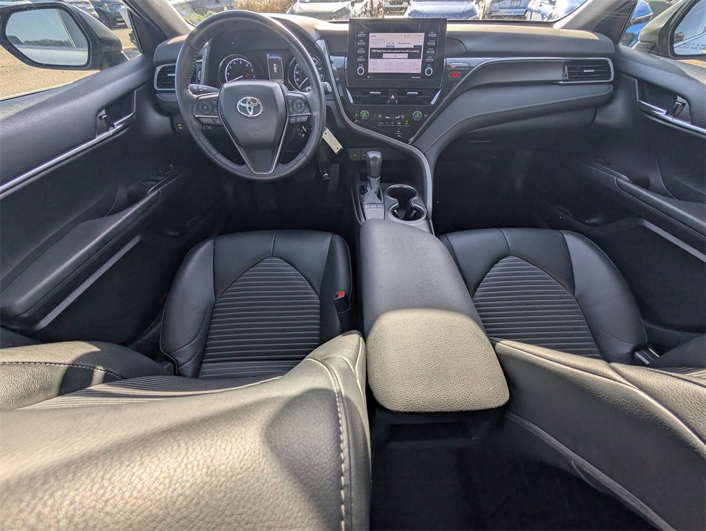 Used 2022 Toyota Camry SE image 27