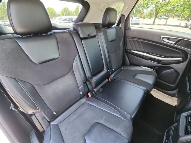 Used 2016 Ford Edge Sport w/ Equipment Group 401A AWD/4WD image 18