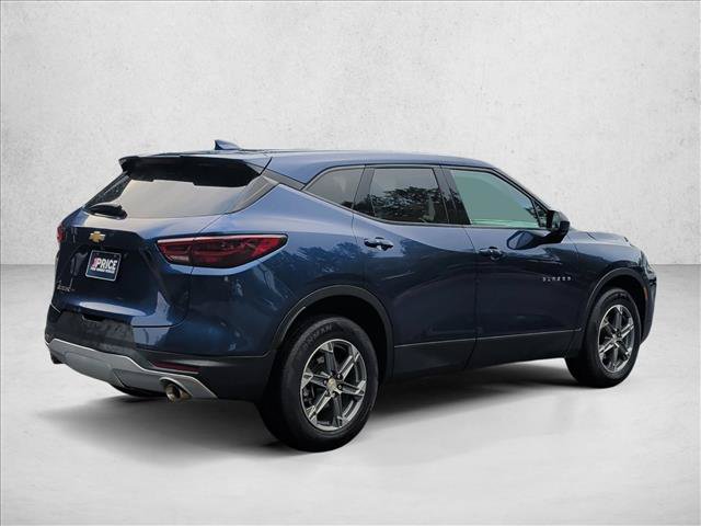 Used 2023 Chevrolet Blazer LT FWD image 5