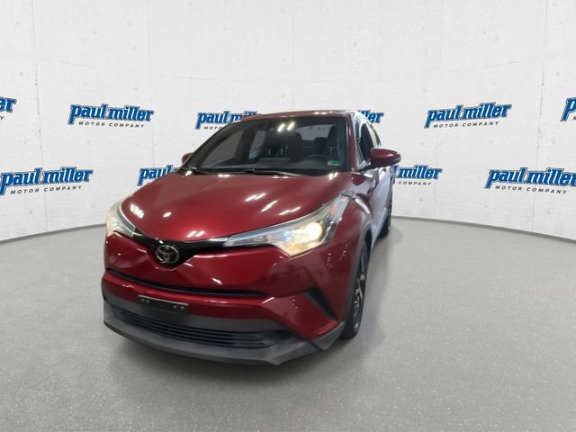 Used 2018 Toyota C-HR XLE FWD image 4