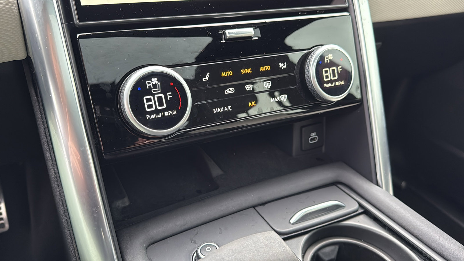 Used 2022 Land Rover Discovery S R-Dynamic image 22