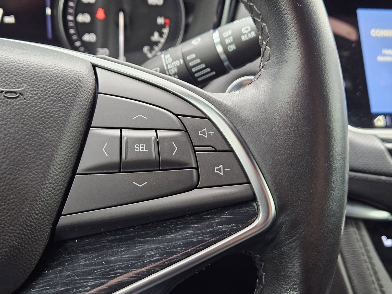 Used 2024 Cadillac XT5 Premium Luxury w/ Technology Package image 27