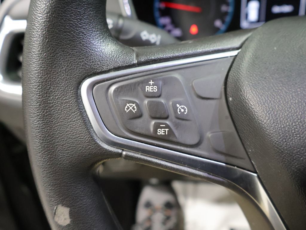 Used 2018 Chevrolet Equinox LT FWD image 33