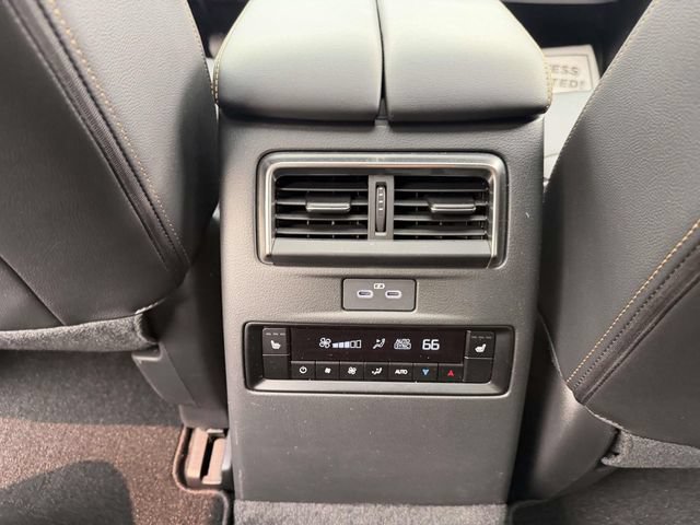 Certified 2026 MAZDA CX-90 3.3 Turbo w/ Preferred Package AWD/4WD image 17