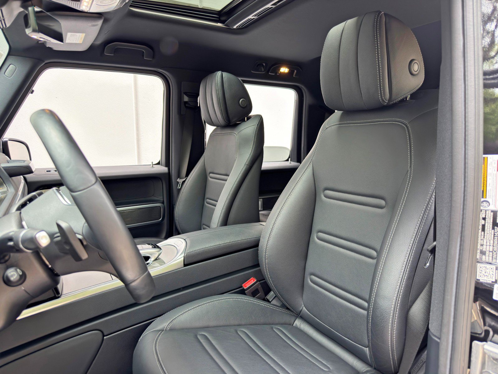 Used 2021 Mercedes-Benz G 550 image 43