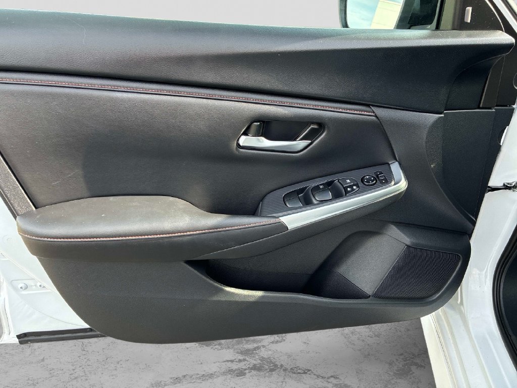 Certified 2023 Nissan Sentra SR w/ Electronics Package FWD image 19
