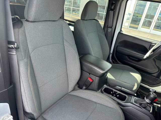 Used 2024 Jeep Wrangler Sport AWD/4WD image 10