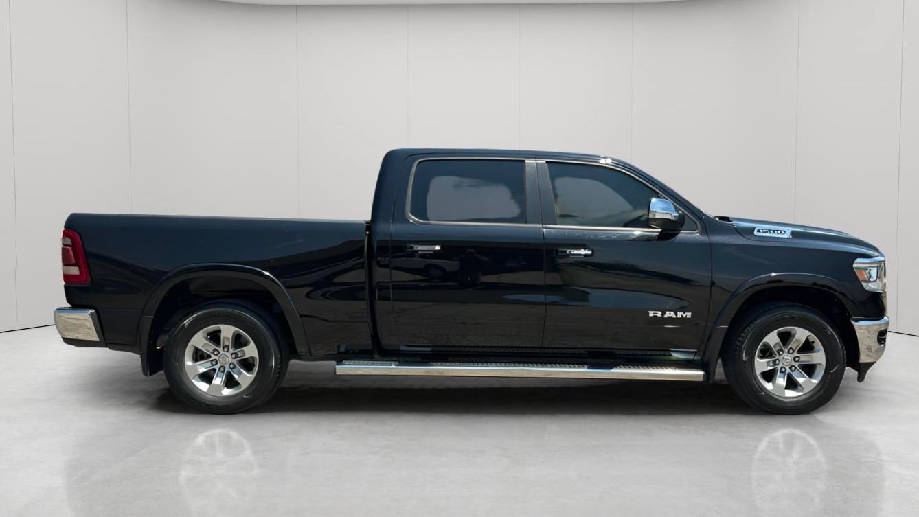 Used 2022 RAM 1500 Laramie AWD/4WD image 4