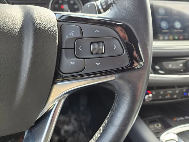 Used 2023 Buick Enclave Essence image 15