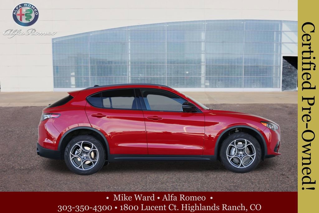 Used 2025 Alfa Romeo Stelvio Sprint image 7