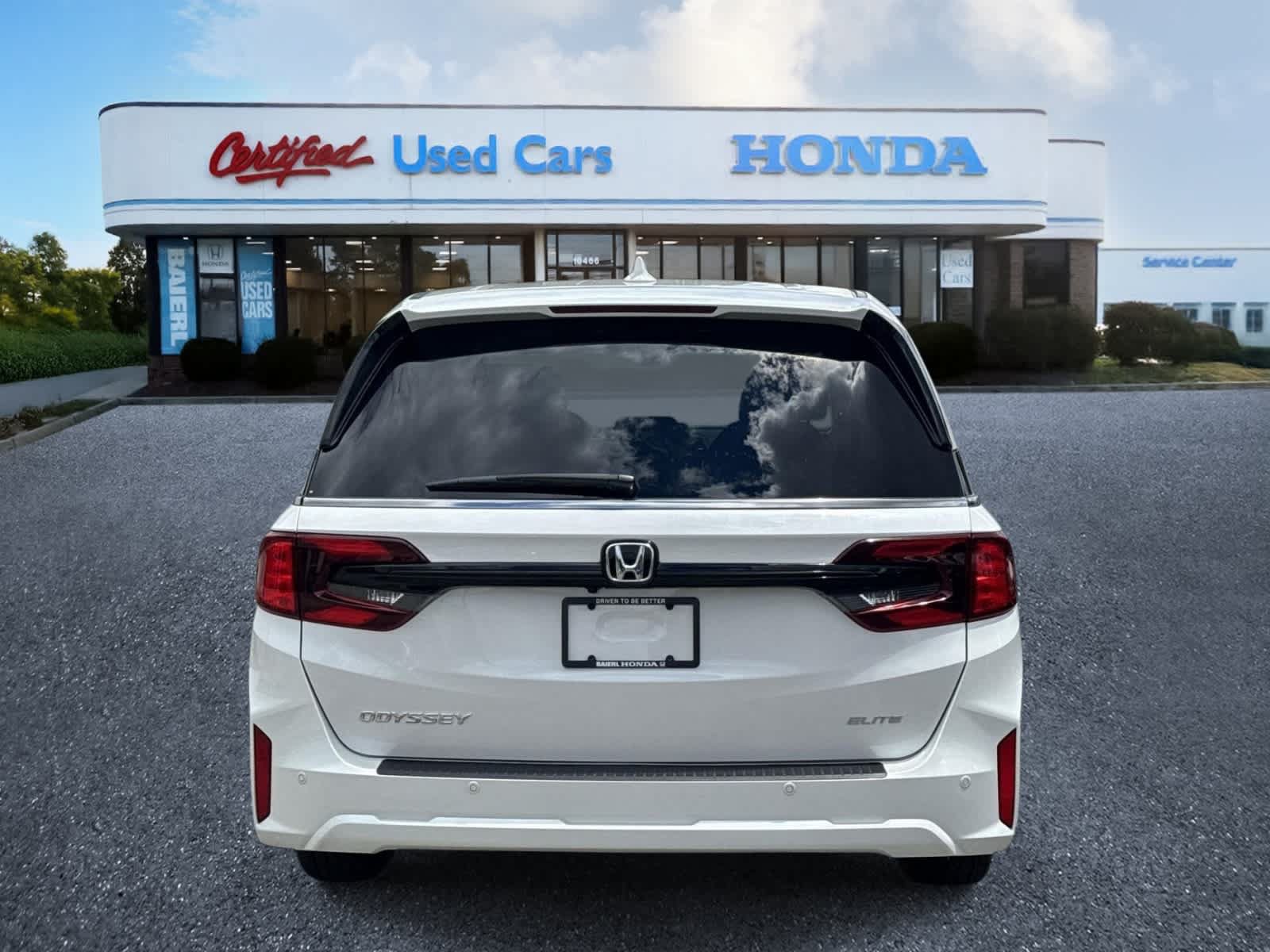 Used 2026 Honda Odyssey Elite image 4