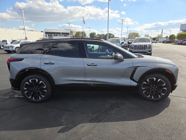 New 2026 Chevrolet Blazer EV RS w/ Super Cruise Package image 17
