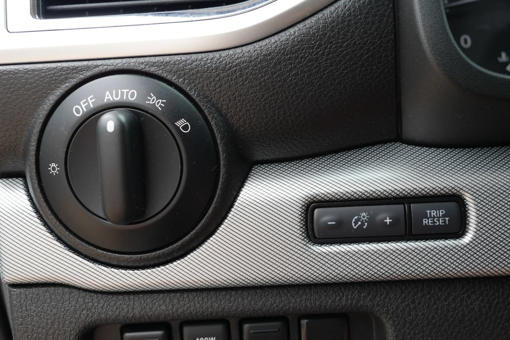 Used 2018 Nissan Titan PRO-4X AWD/4WD image 15