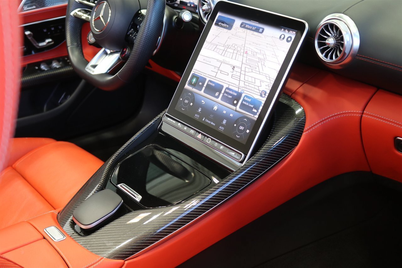 Used 2023 Mercedes-Benz SL 63 AMG 4MATIC w/ Driver Assistance Package image 21