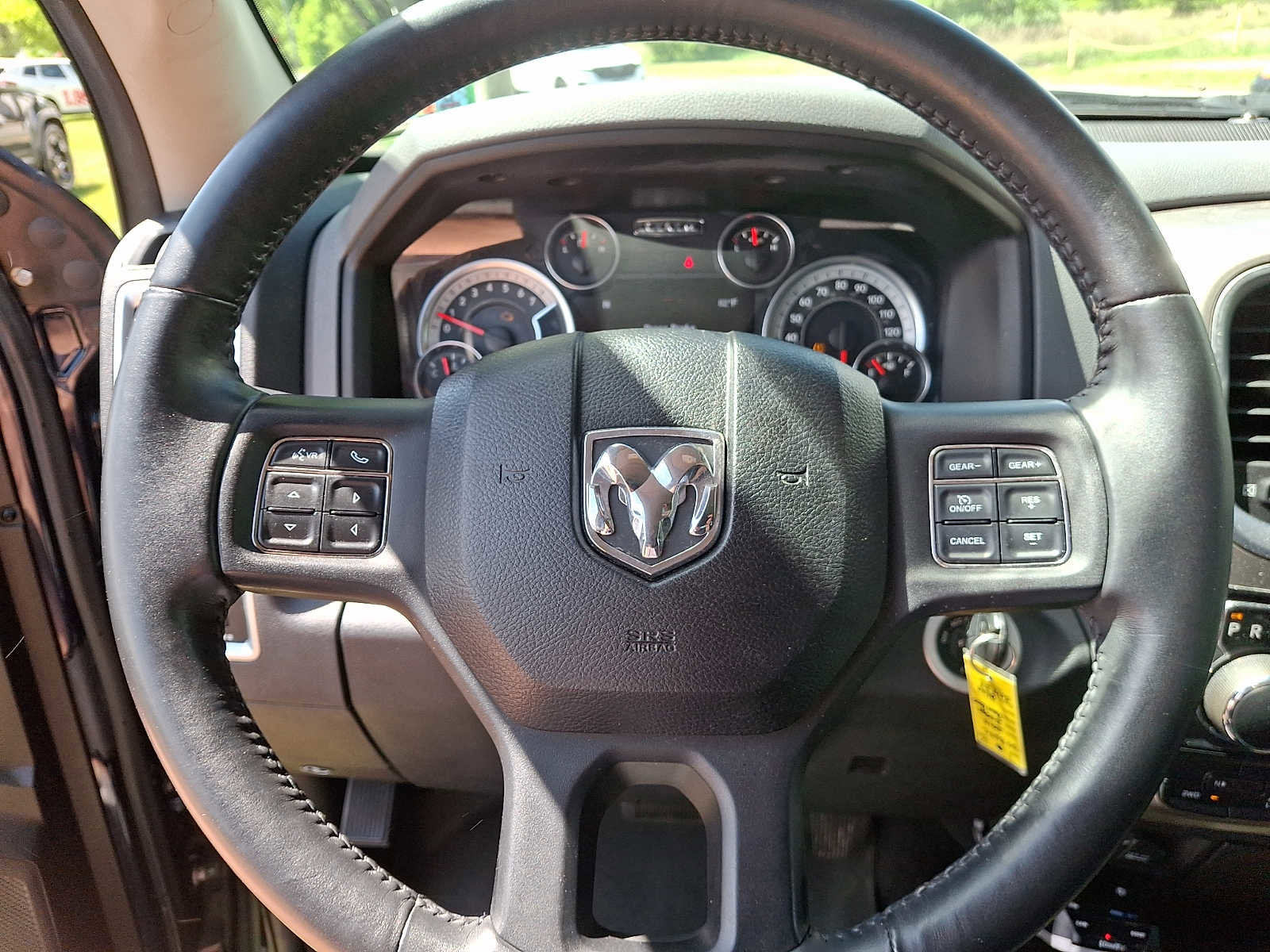 Used 2013 RAM 1500 Classic SLT w/ Big Horn Equipment Group AWD/4WD image 18