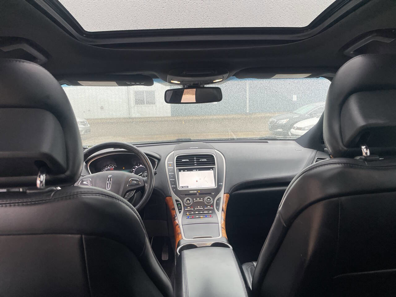 Used 2016 Lincoln MKX Reserve w/ Climate Package image 22