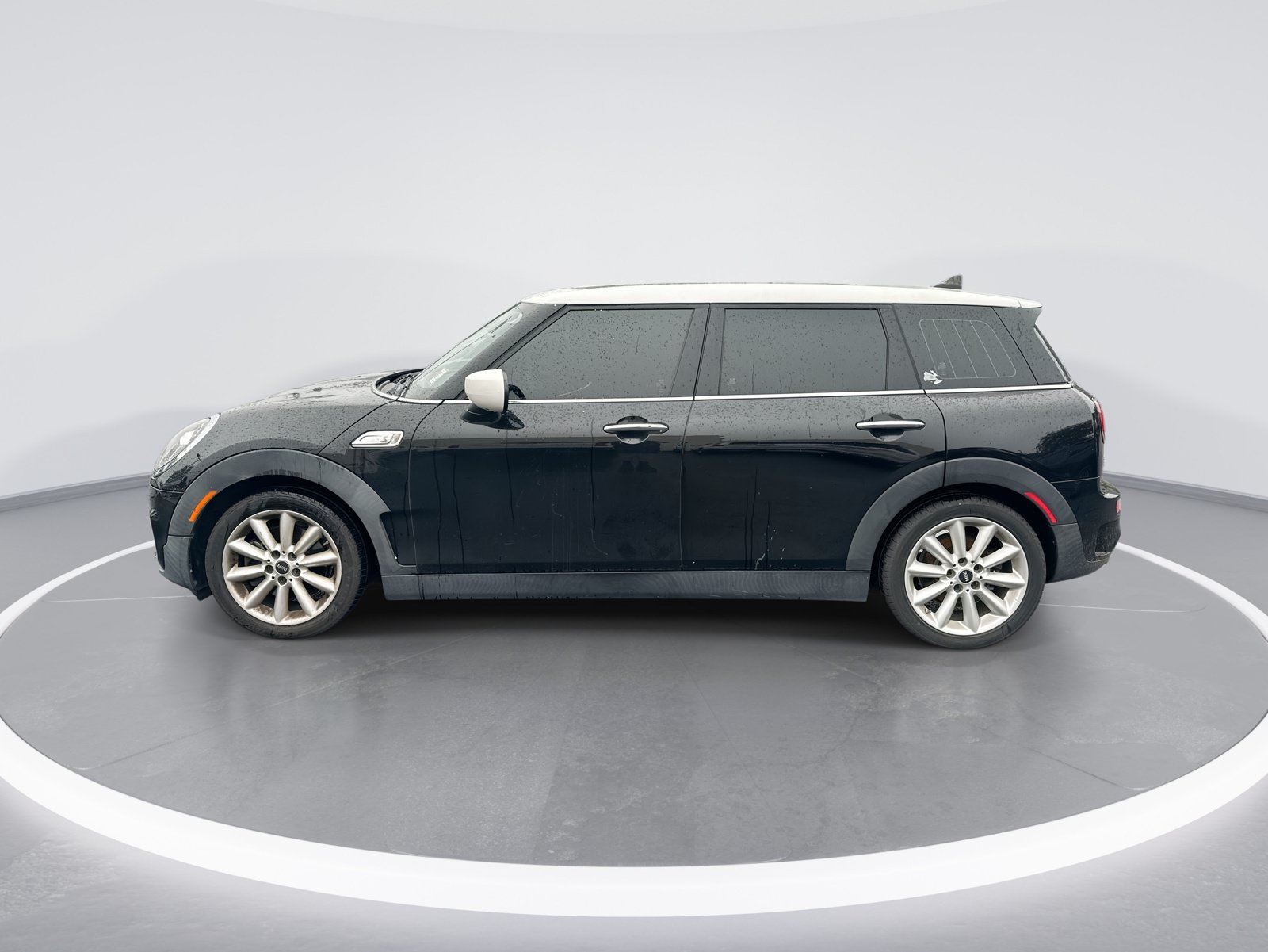 Used 2020 MINI Cooper Clubman S w/ Premium Package FWD image 6