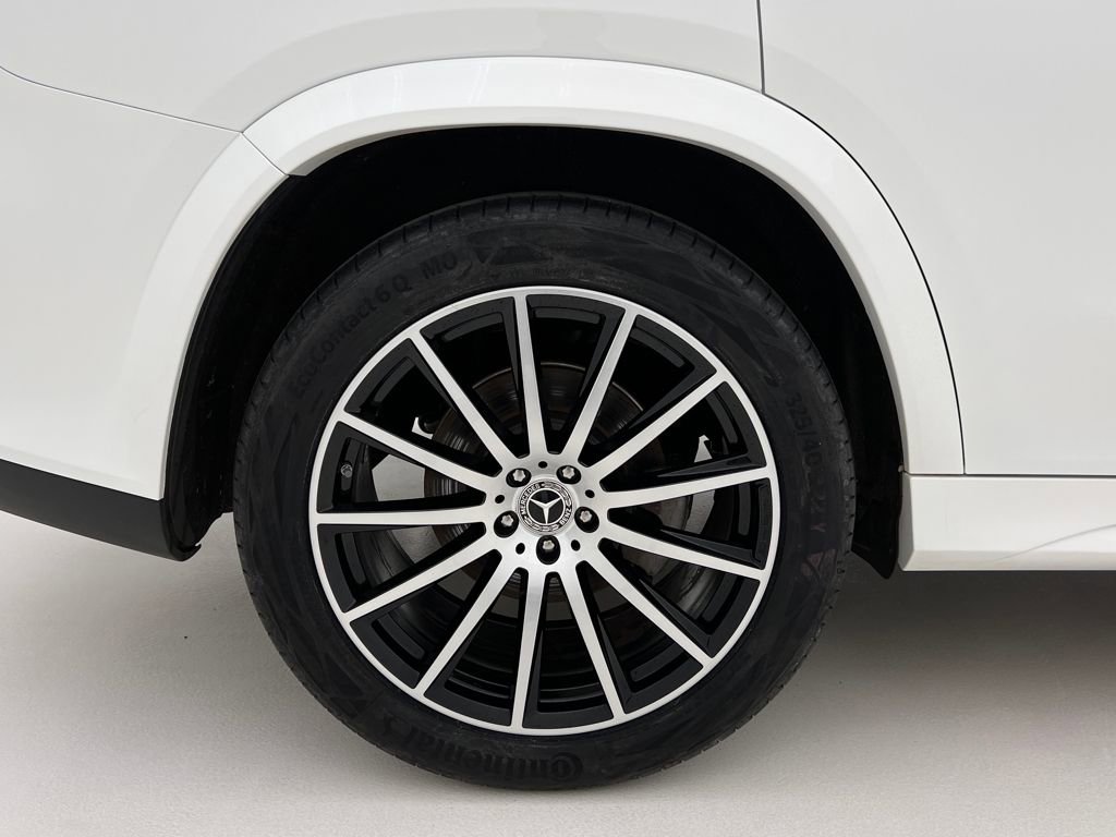 Used 2025 Mercedes-Benz GLS 450 4MATIC image 30