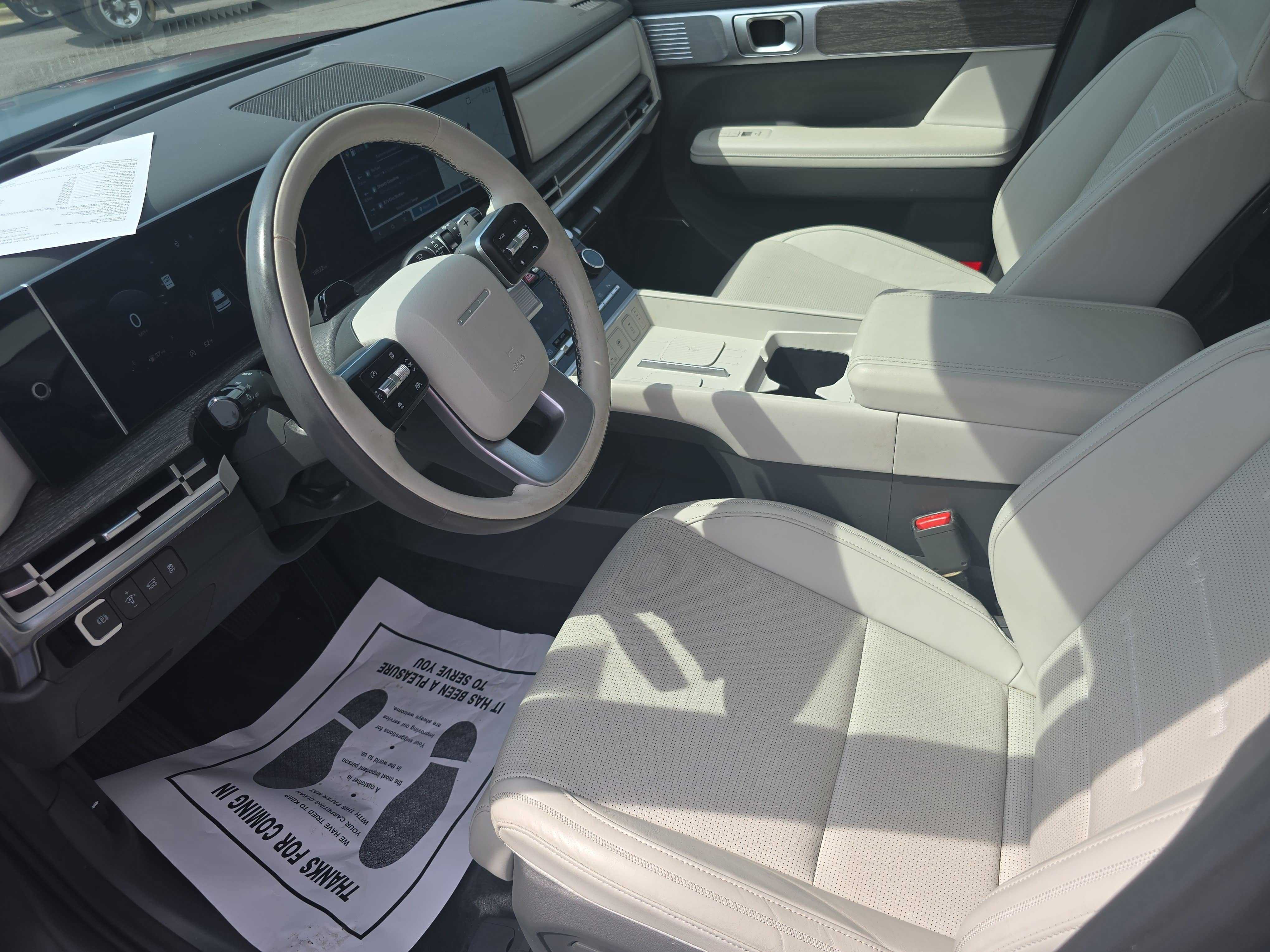 Used 2025 Hyundai Santa Fe Calligraphy AWD/4WD image 14