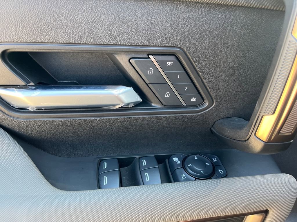 New 2025 GMC Hummer EV 3X w/ LPO, Sport Package image 13