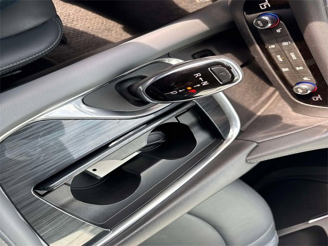 Used 2019 Buick Enclave Essence image 23