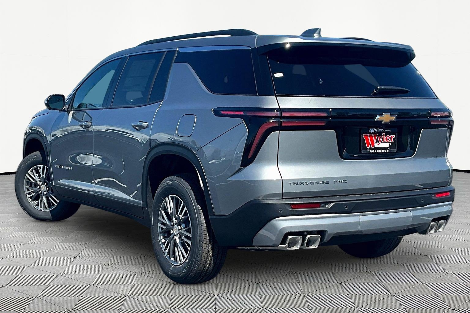 New 2026 Chevrolet Traverse LT w/ Driver Confidence Package AWD/4WD image 3