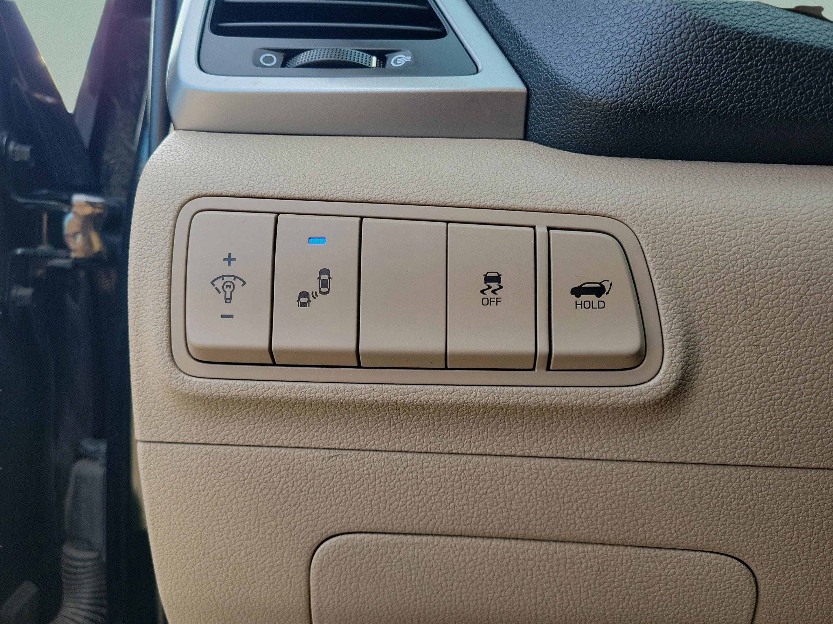 Used 2018 Hyundai Tucson Limited w/ Cargo Package image 18