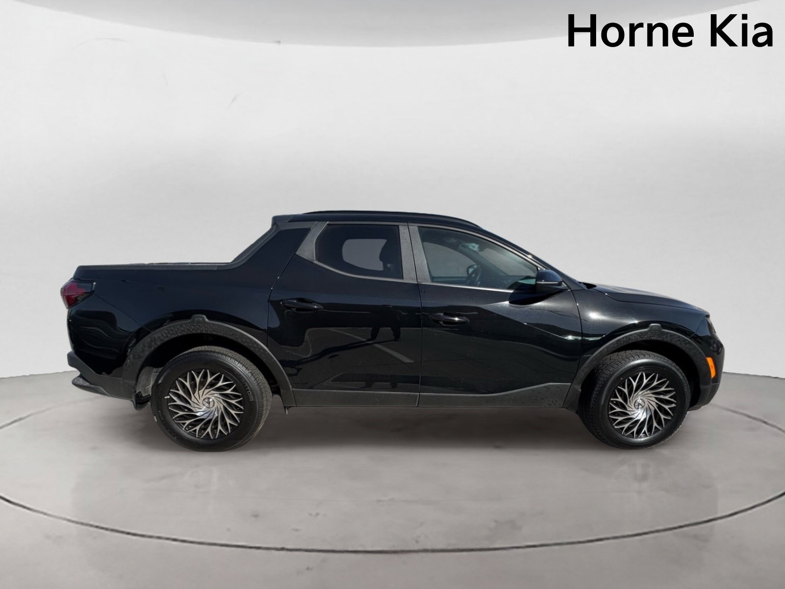 Used 2022 Hyundai Santa Cruz SEL Premium w/ Cargo Package AWD/4WD image 3