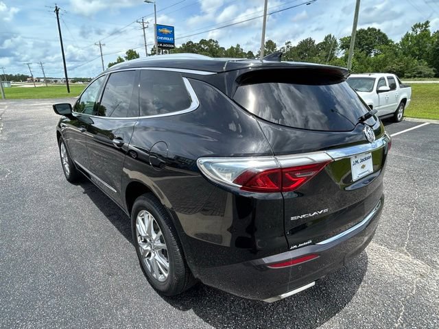 Used 2023 Buick Enclave Premium w/ Experience Buick Package FWD image 4