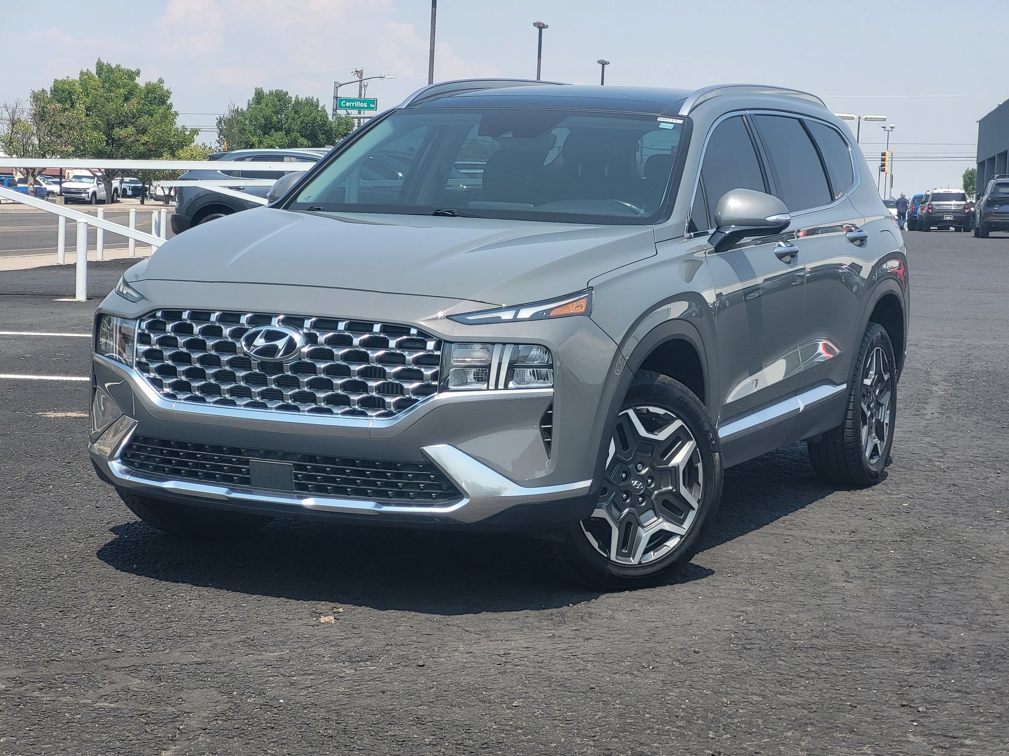 Used 2023 Hyundai Santa Fe SEL Premium AWD/4WD image 1