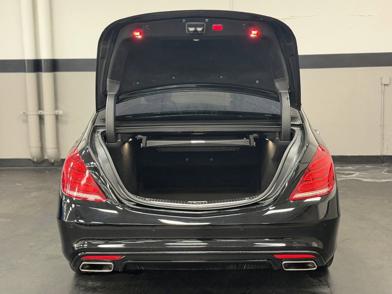 Used 2015 Mercedes-Benz S 550 Sedan image 16