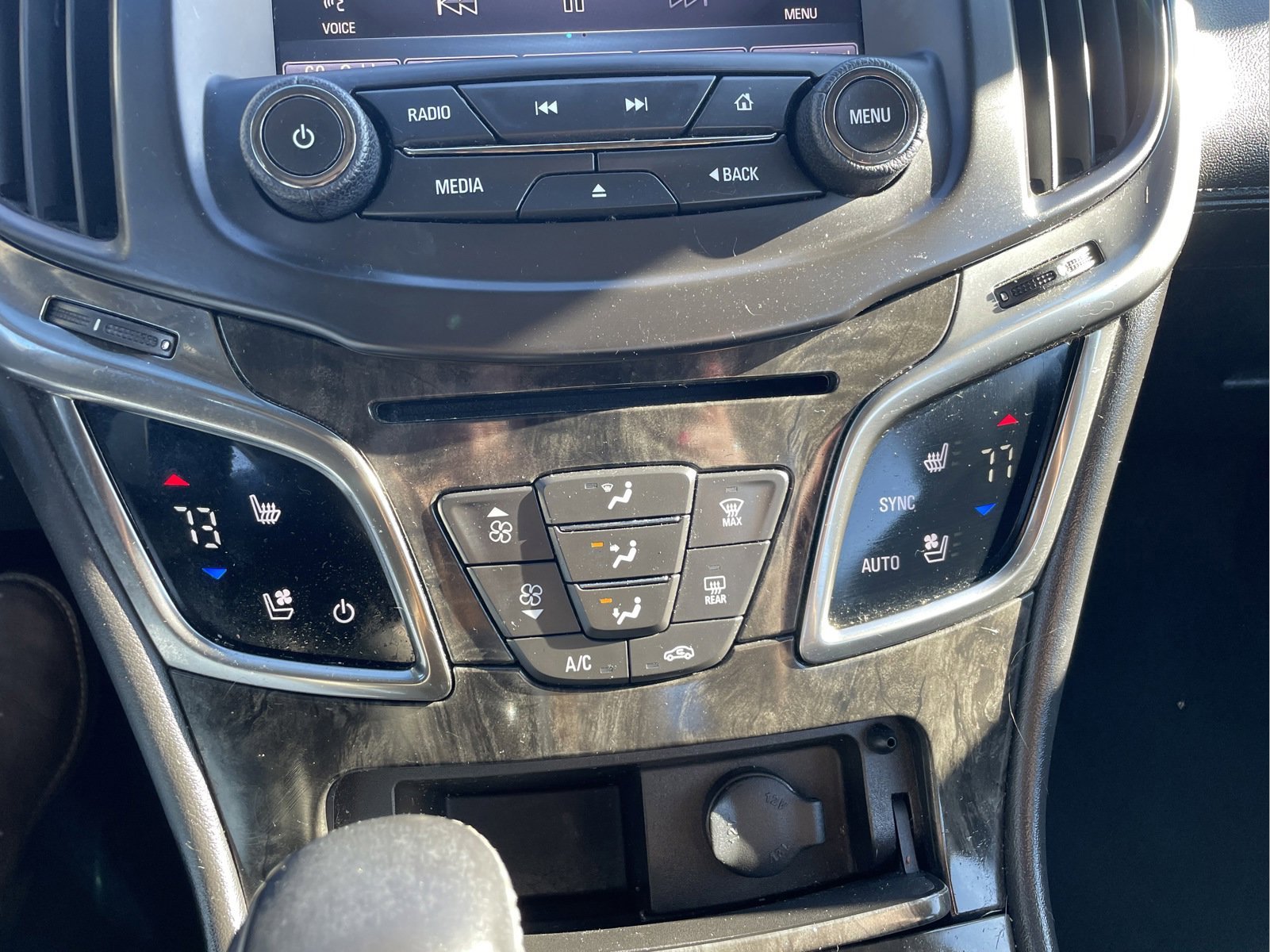 Used 2015 Buick LaCrosse Premium w/ Driver Confidence Package #1 image 19