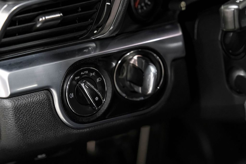 Used 2014 Porsche 911 Carrera RWD image 22