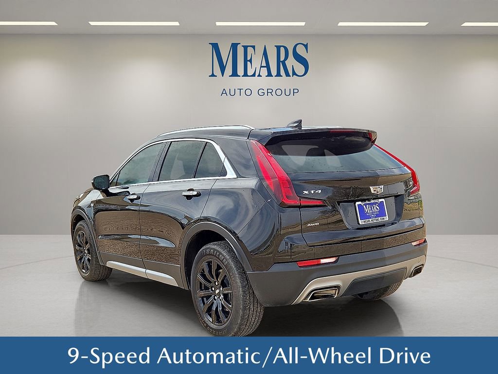 Used 2023 Cadillac XT4 Premium Luxury AWD/4WD image 3