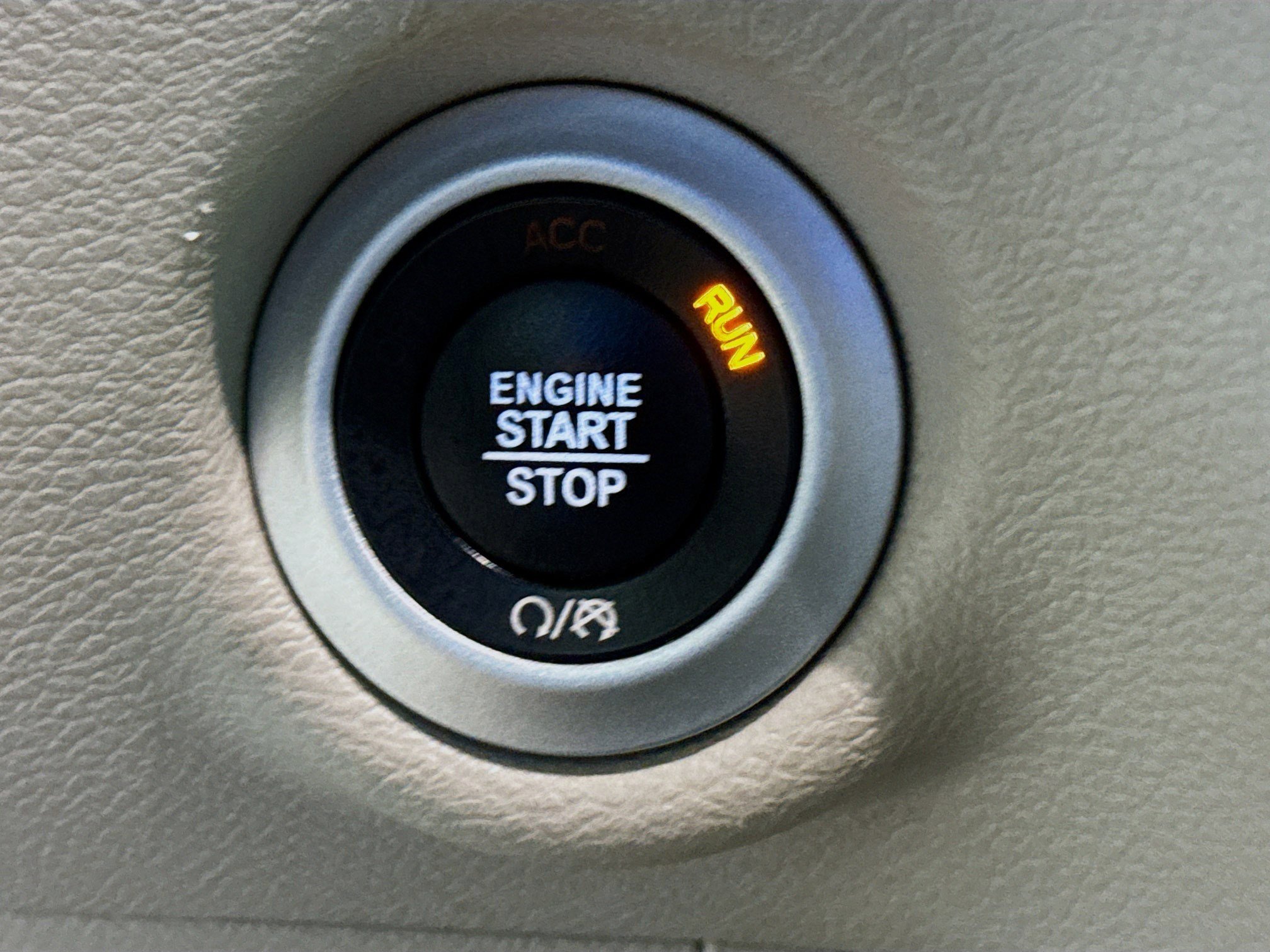 Used 2023 Chrysler Voyager LX FWD image 21