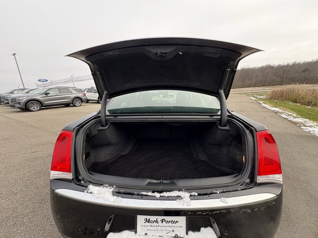 Used 2019 Chrysler 300 C w/ Sun, Sound & Nav Package image 20