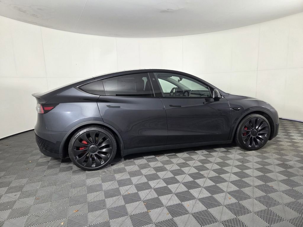 Used 2024 Tesla Model Y Performance image 6