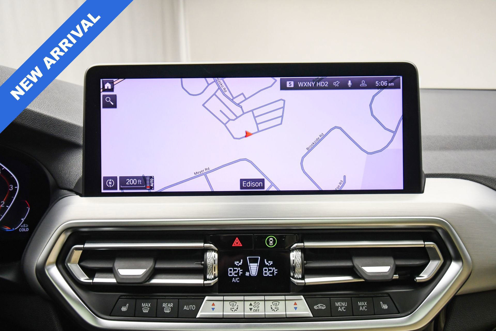 Used 2023 BMW X4 xDrive30i w/ Convenience Package image 40