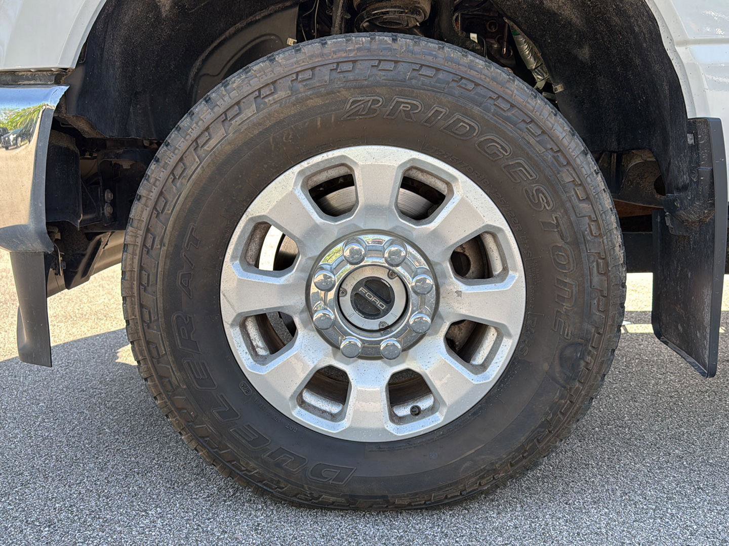 Used 2024 Ford F250 XLT w/ FX4 Off-Road Package AWD/4WD image 12