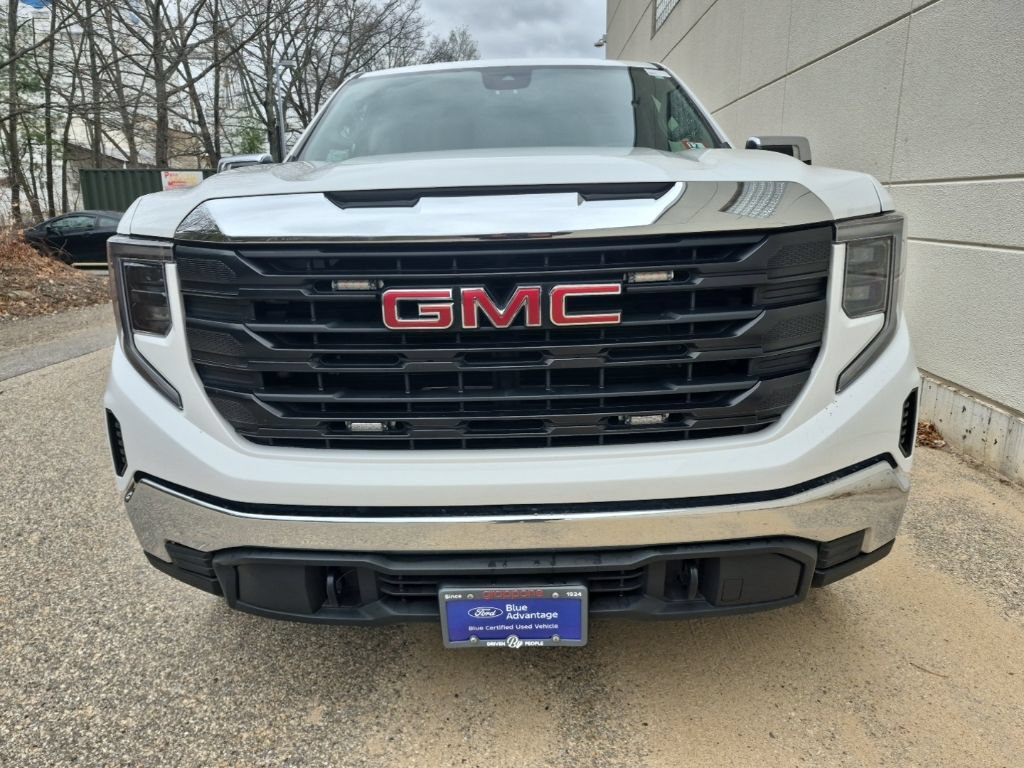 Used 2022 GMC Sierra 1500 Pro w/ Convenience Package RWD image 3