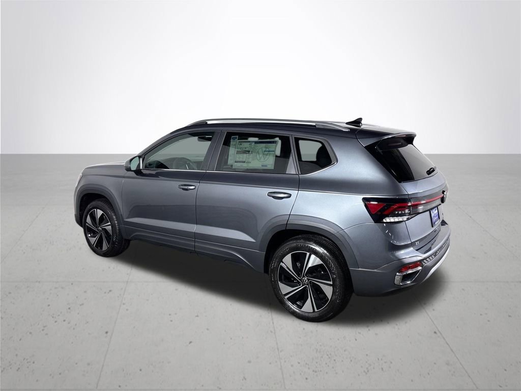 New 2026 Volkswagen Taos SE AWD/4WD image 8